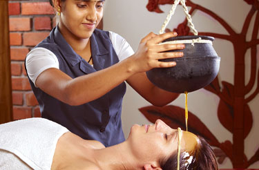 Kerala Ayurveda Treatments for Medical Conditions - Shirodhara